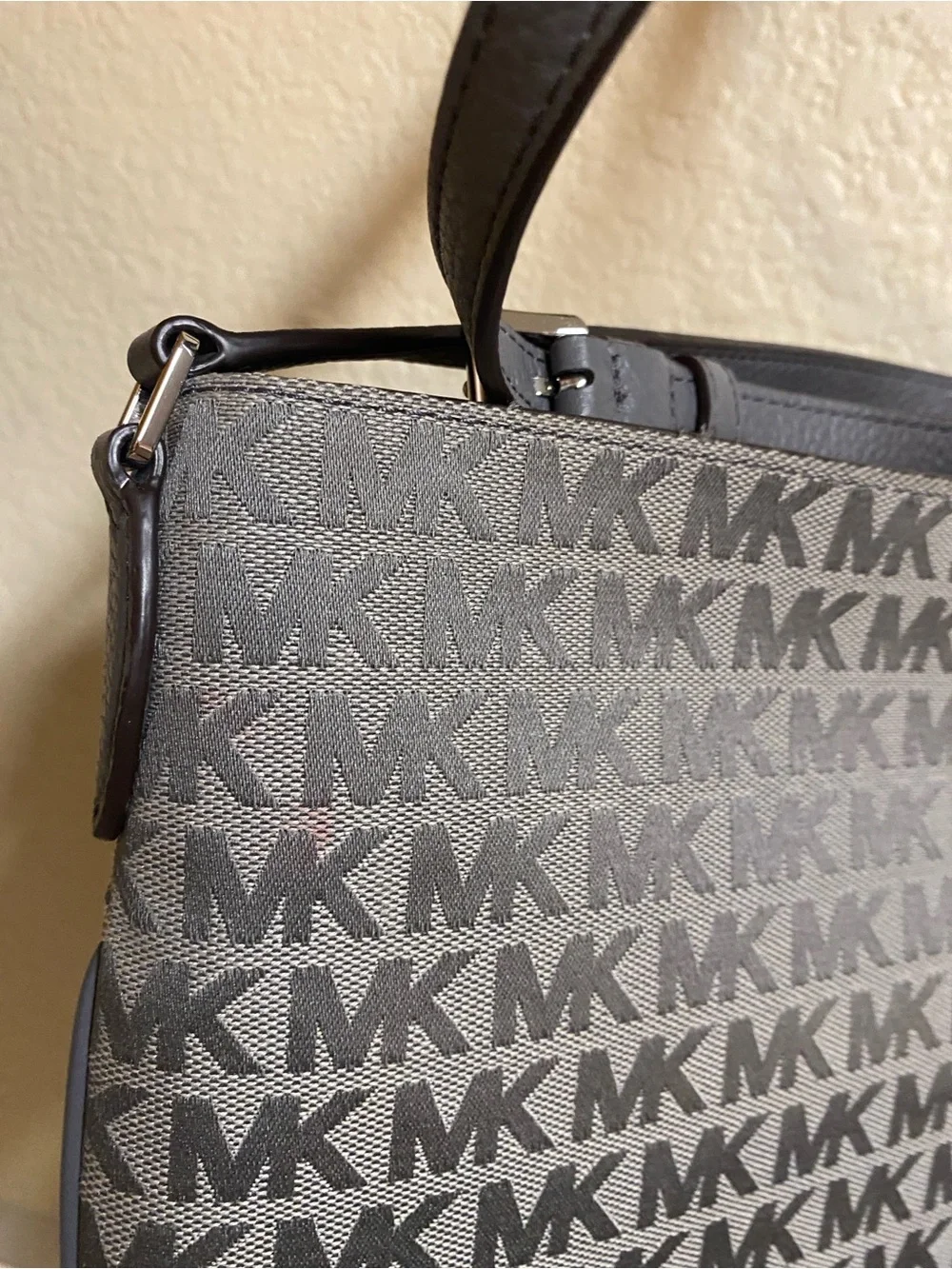 Michael Kors Gray Crossbody Messenger‎ Bag